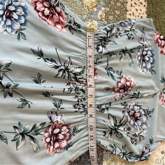 Show Me Your Mumu Riri Floral Romper, Size Medium - Picture 6 of 10